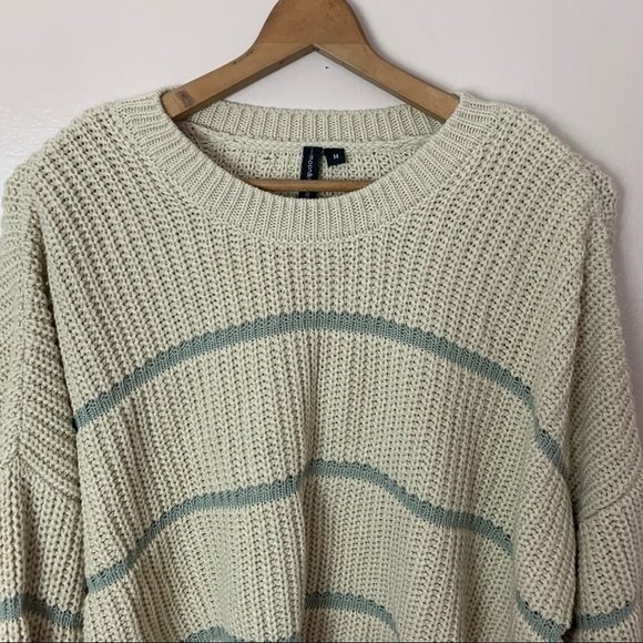 [Moon & Madison] Tan & Blue Striped Knit Cropped Baggy Oversized Sweater - Picture 2 of 8